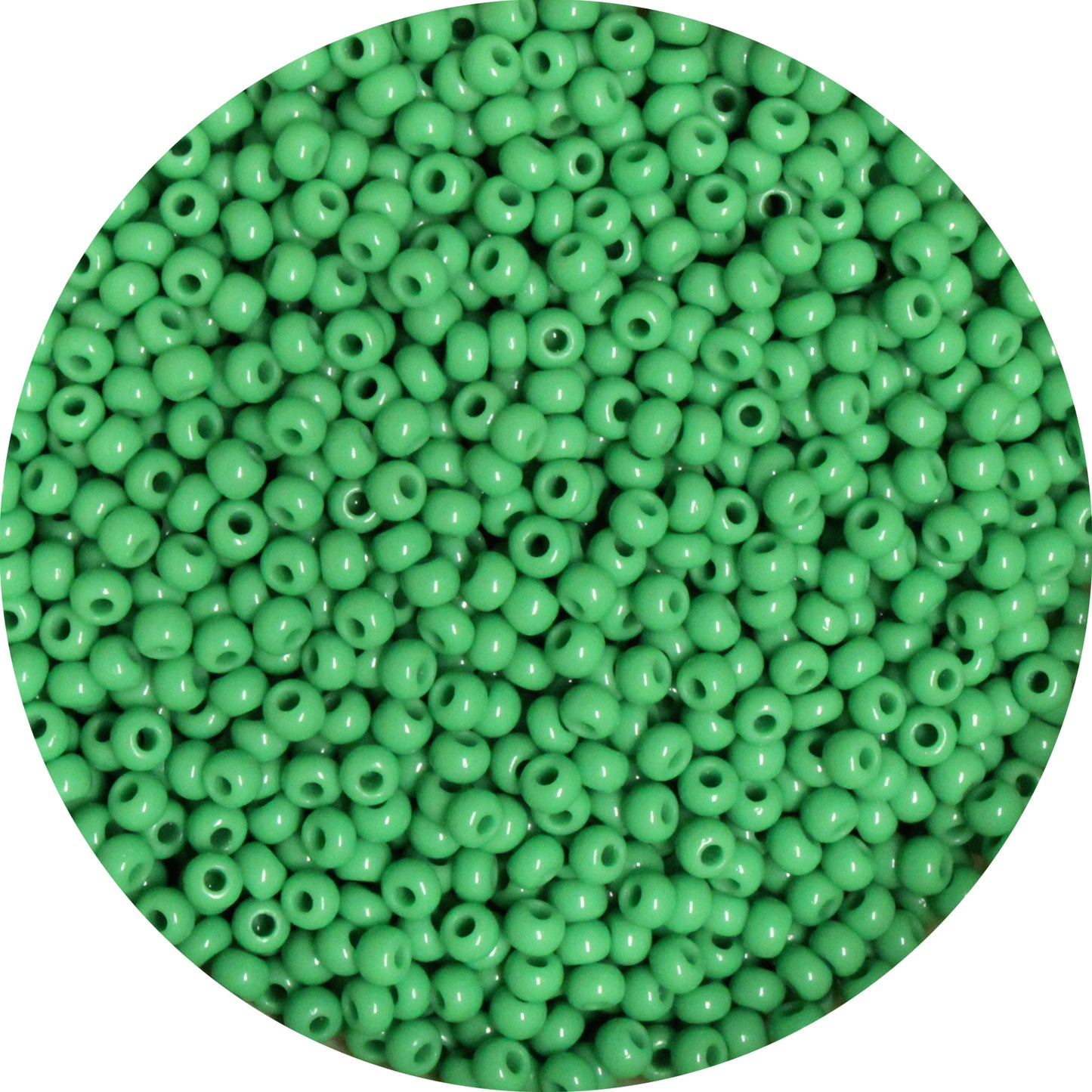 10/0 MEDIUM GREEN Seed Beads / sold in 1 ounce packs / Preciosa Czech Glass