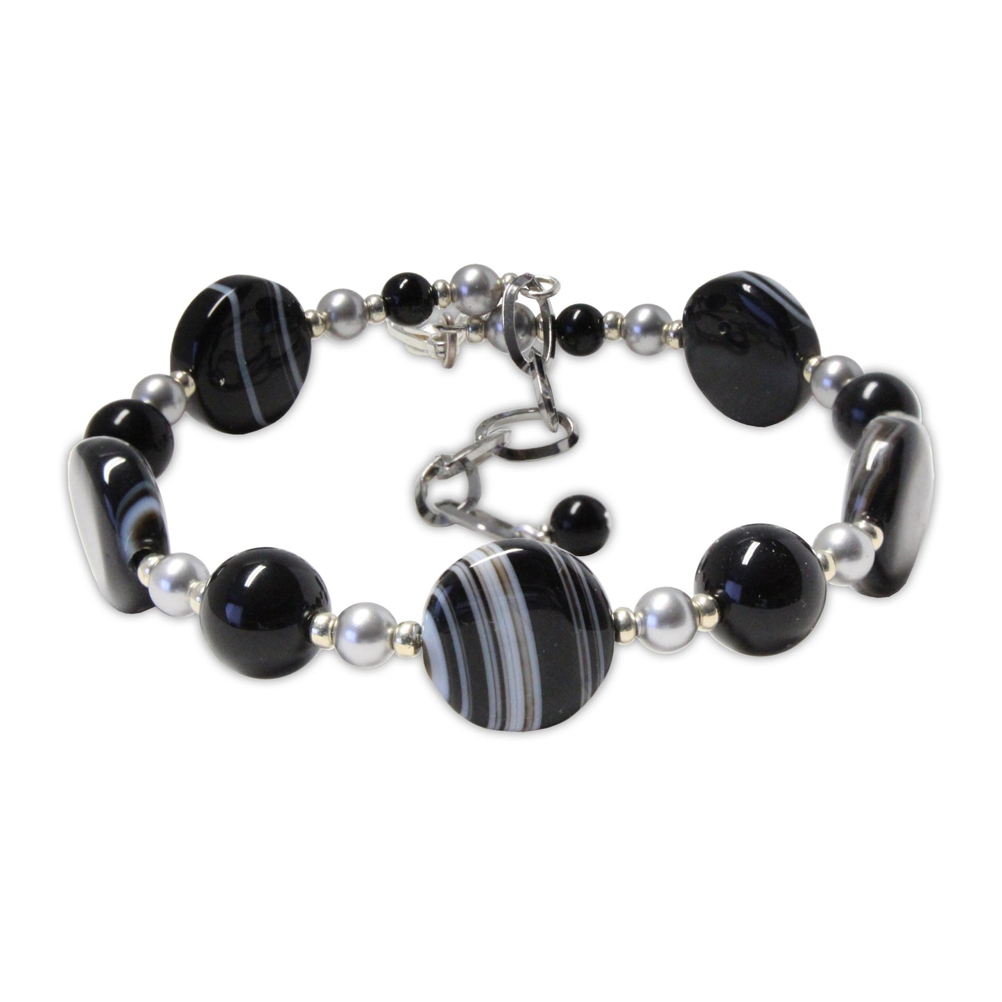 Black Sardonyx Bracelet / 6 to 7.5 Inch wrist size / with extender chain