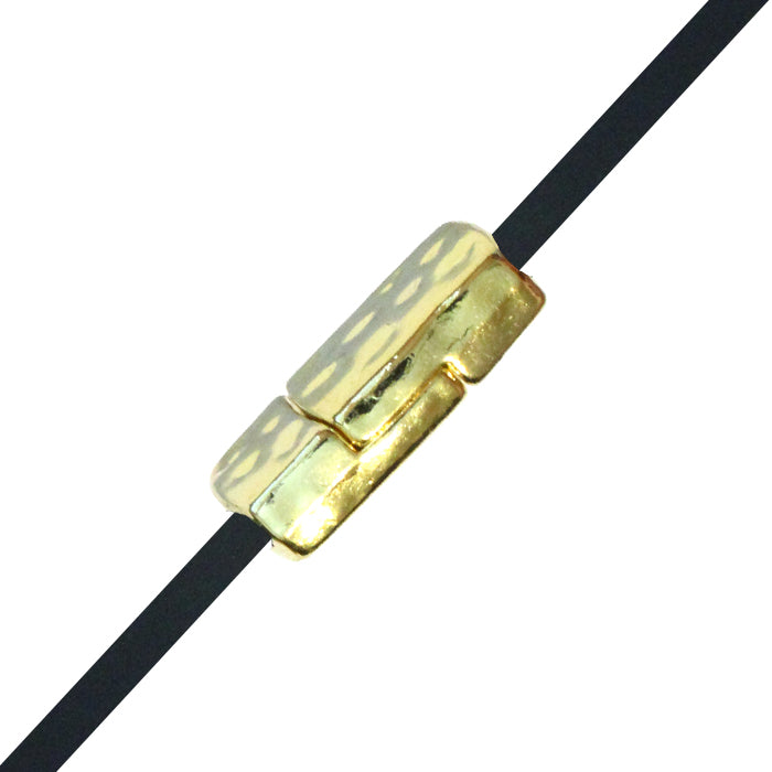 10mm Hammertone Flat Magnetic Clasp / zinc alloy with a bright gold finish / ID 10 x 2mm / clasp for 10mm flat leather cord