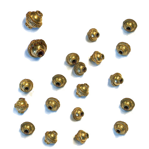Double Saucer Bead Antique Brass / 10mm diameter / with a rope-like band around the center