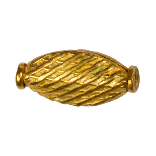 Leaf Bead Antique Brass / 17mm x 8mm x 4mm / flat oval shape / cross hatch mesh pattern