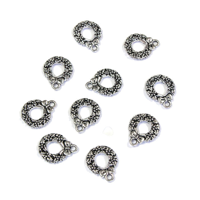TierraCast Wreath Charm / pewter with antique silver finish / 94-2351-12