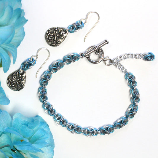 Modified Helm Chain Bracelet / with adjustable clasp for 6-1/2 to 7-1/2 inch wrist / includes matching earrings