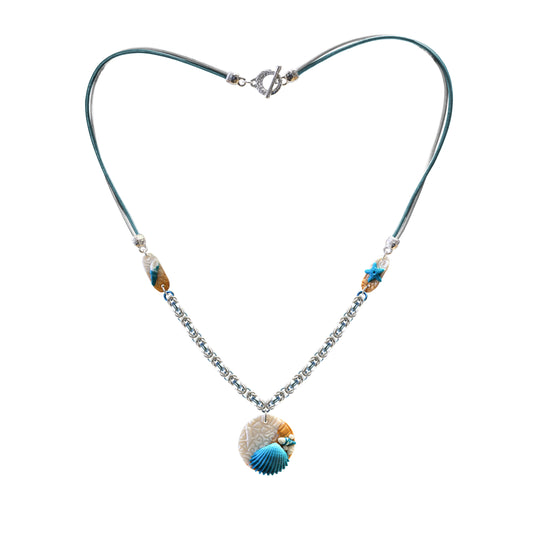 Beach Chainmail Necklace with shell pendant / leather cord and chainmail