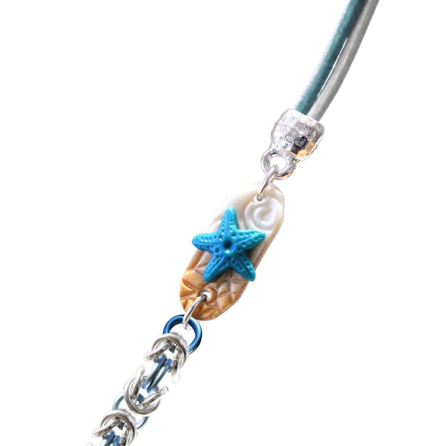 Beach Chainmail Necklace with shell pendant / leather cord and chainmail