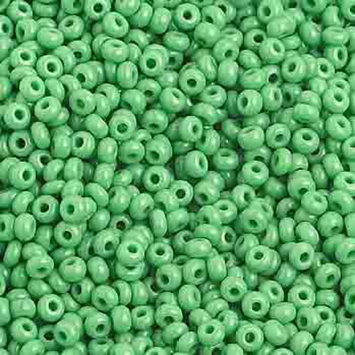 10/0 MEDIUM GREEN Seed Beads  / sold in 1 ounce packs /  Preciosa Czech Glass