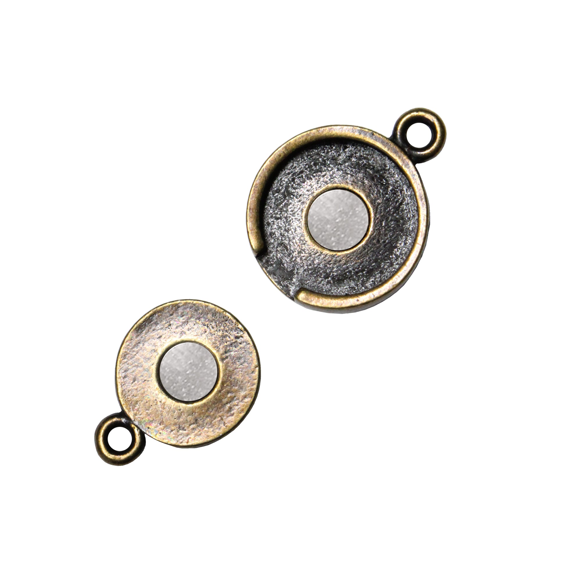 TierraCast Lotus Magnetic Clasp / pewter with a brass oxide finish / open reverse view
