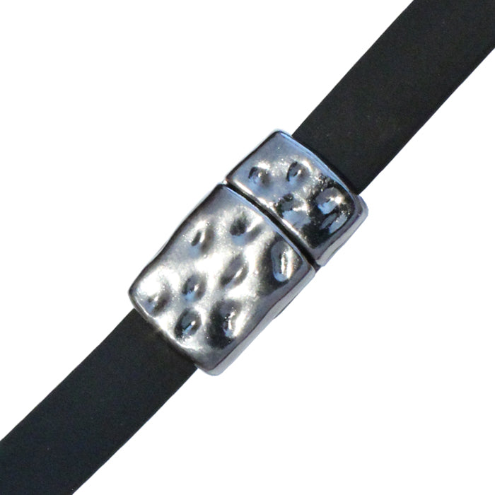 10mm Hammertone Flat Magnetic Clasp / zinc alloy with a black gunmetal finish / ID 10 x 2mm / clasp for 10mm flat leather cord