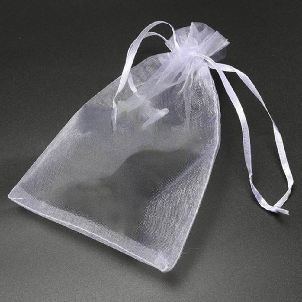 White Organza Bag / 17 x 12 cm / sold individually / drawstring closure