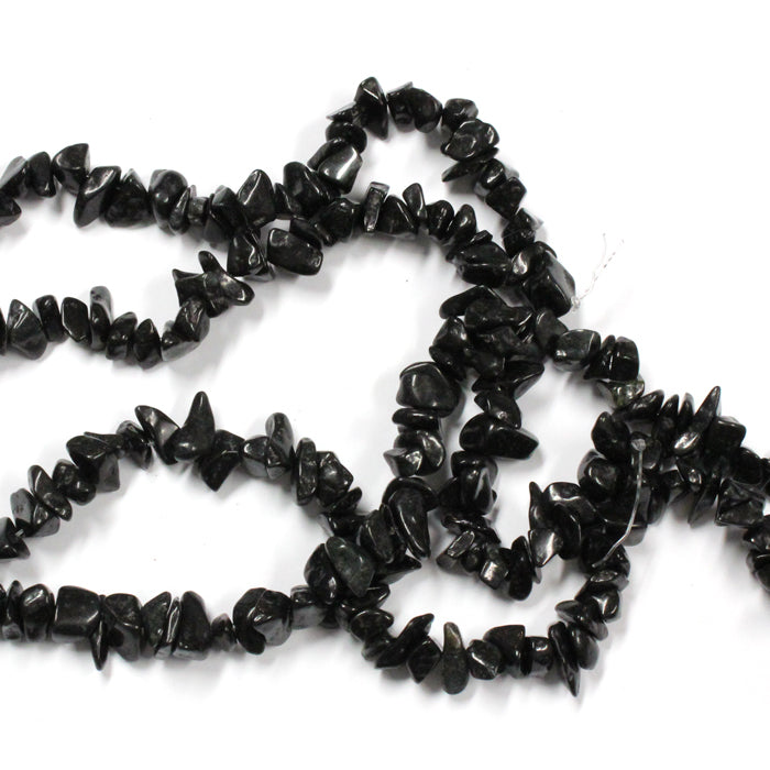 Black Onyx Chip Beads / 16 Inch strand / semi-precious beads / natural opaque dyed glossy polished stone