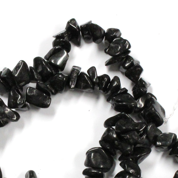 Black Onyx Chip Beads / 16 Inch strand / semi-precious beads / natural opaque dyed glossy polished stone