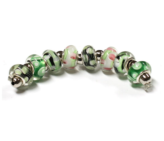 Spring Green Blend Lampwork Beads / 8 bead strand / 4.5mm ID / 9x13mm rondelle with a silver core