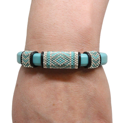 TURQUOISE GREEN Geometric Bracelet / fits 6.5 to 7 Inch wrist size / leather with magnetic clasp